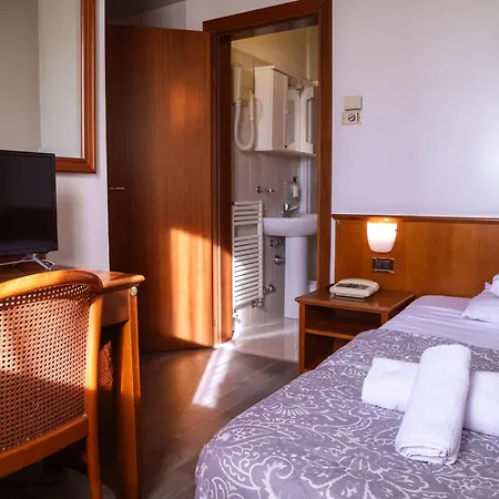 Sara Hotel